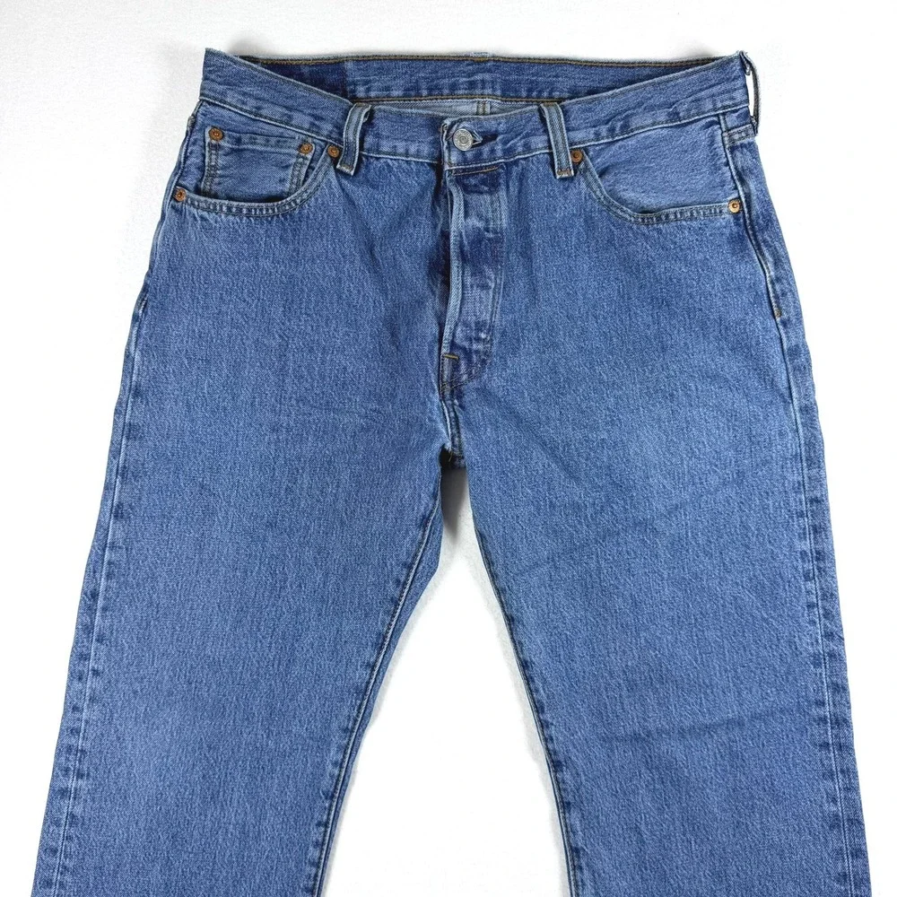 Levis 501 Original Fit Mens Jeans 35x30 Blue Denim Button Fly 00501-0193